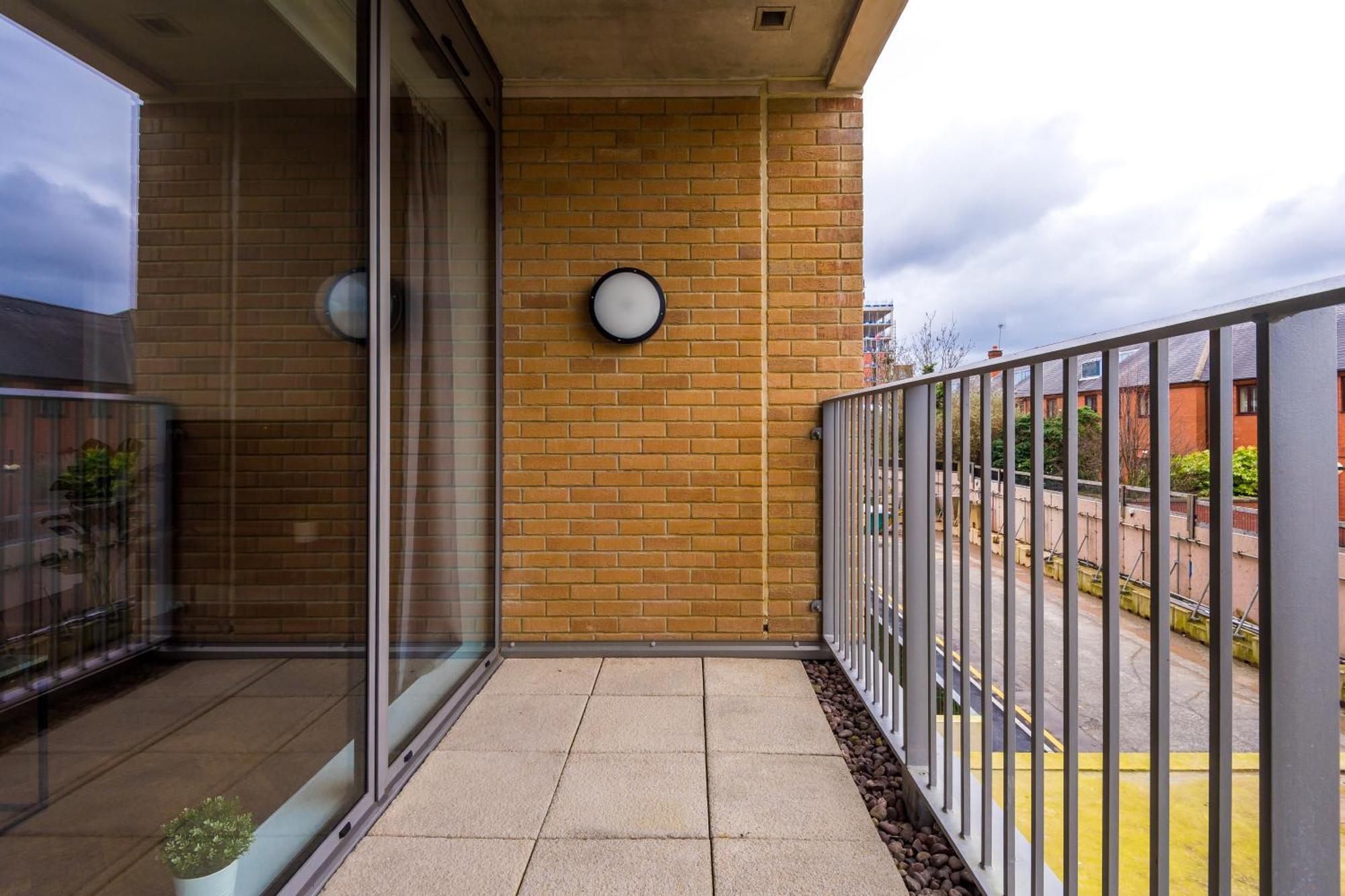 Hilltop Serviced Apartments - Ancoats Manchester Eksteriør bilde